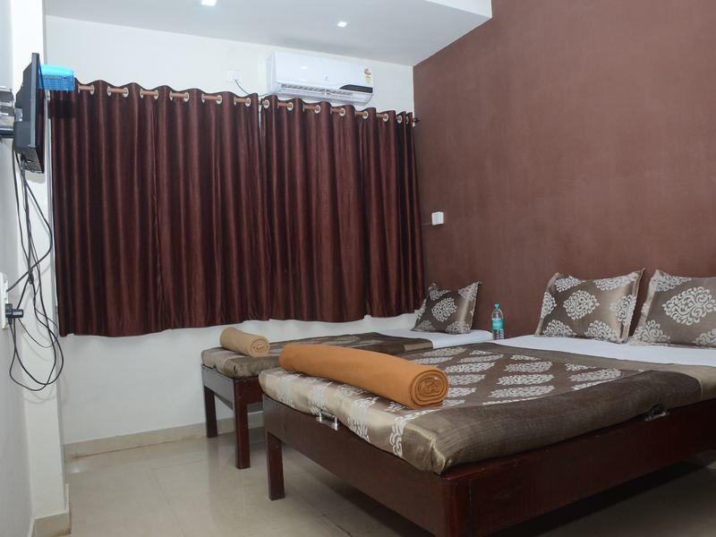 Nilraj Lodge Ratnāgiri Exteriör bild