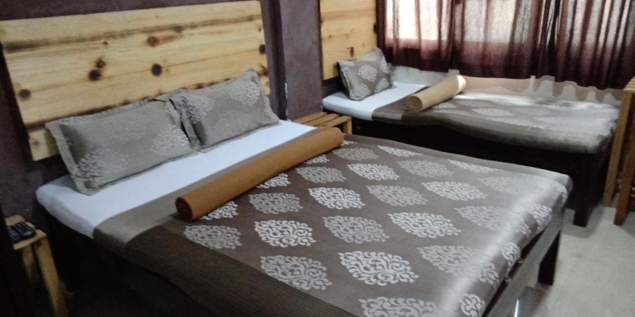 Nilraj Lodge Ratnāgiri Exteriör bild